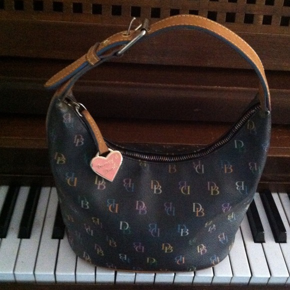 Small authentic  Dooney & Bourke Bag.