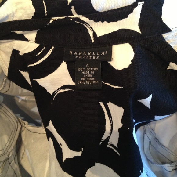 **Sold**Rafaella Petites black and white - Picture 4 of 4