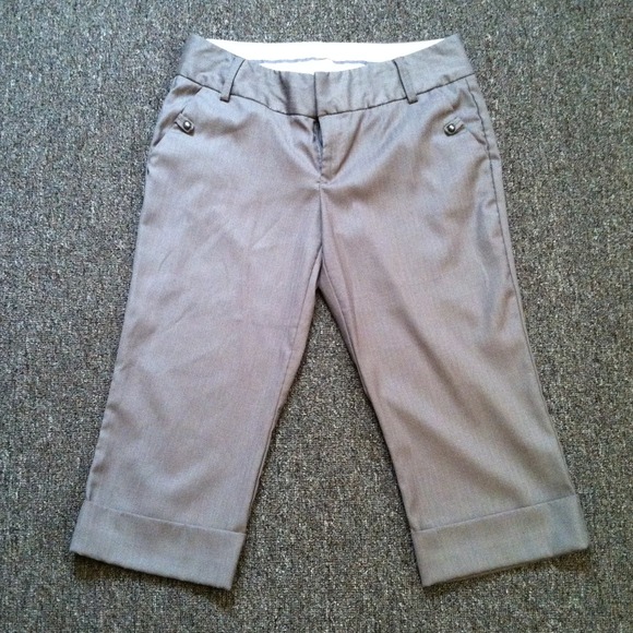Dress capris