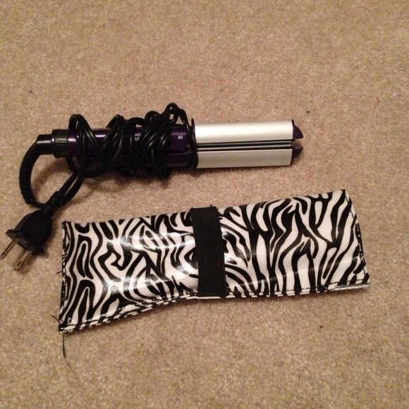 💋TRADED!!💋Conair Mini Flat Iron/ Curler