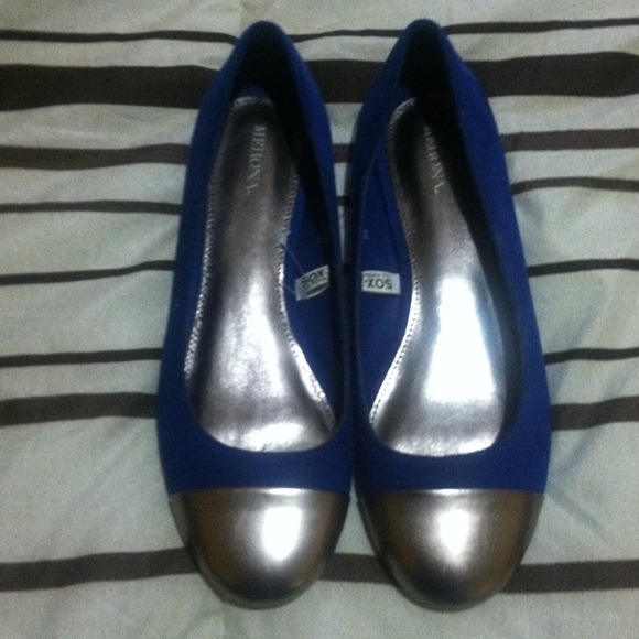 Blue flats...SOLD!!!