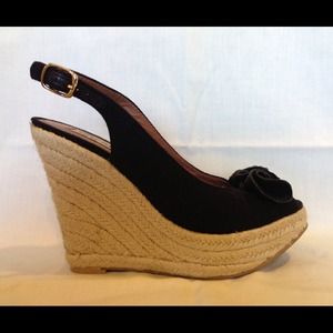 ❌❌❌SOLD❌❌❌ - Steve Madden wedges - Black - 6.5