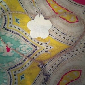 Hawaiian Flower Necklace