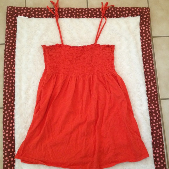 **SOLD**Adorable maternity tank or swimsuit