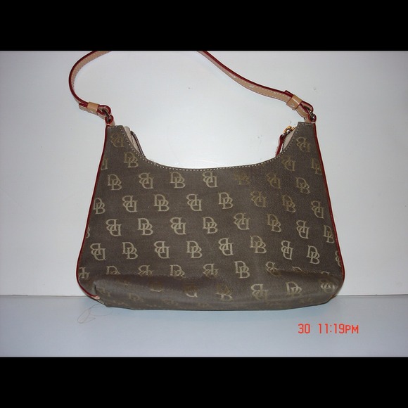 SOLD REDUCED Dooney & Bourke purse never used