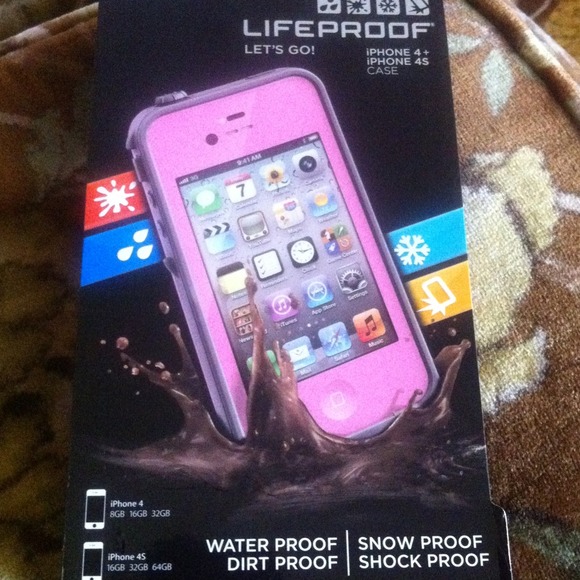 ⛔(TRADE)⛔LifeProof for iPhone 4 & 4s
