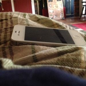 iPhone 4  8gb with sprint