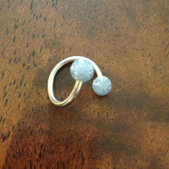 Belly button ring
