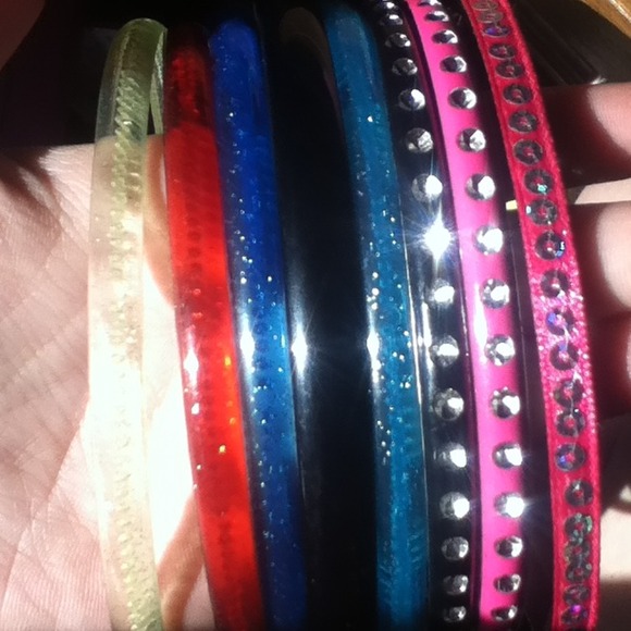 8 headbands - Picture 1 of 1