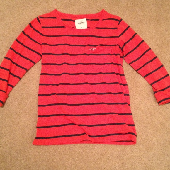 Hollister half sleeve