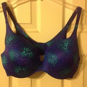 NWOT Victoria's Secret bra🔴🔴🔴HOLD🔴🔴🔴