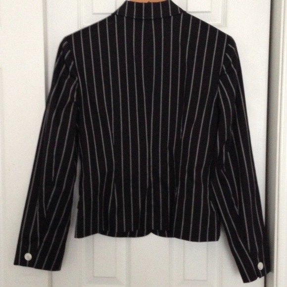 ❄️Rena Rowen Stretch Pinstripe Black &White Jacket - Picture 3 of 4