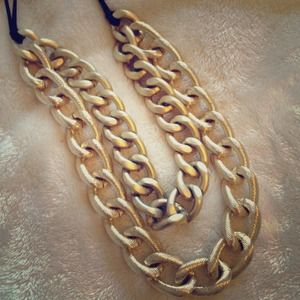 Gold chain necklace