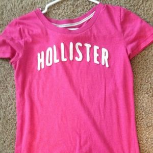 Short sleeve got pink Hollister shirt