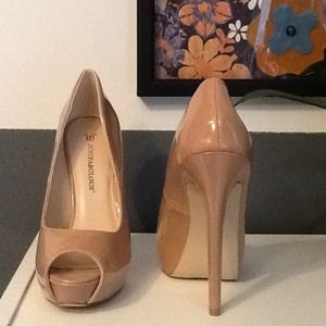 *Reserved* Just Fab tan heels  *brand new * $22.00