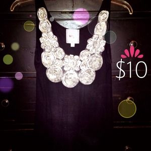Black tank with Fabric Rosettes: Sz Small