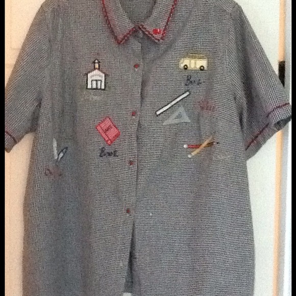 DONATED SHORT SLEEVE BLOUSE - Picture 2 of 4