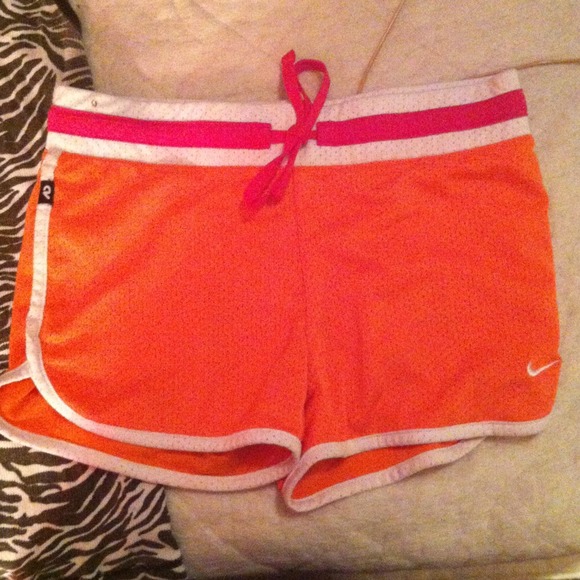 Two tanks and Nike shorts - Picture 2 of 3