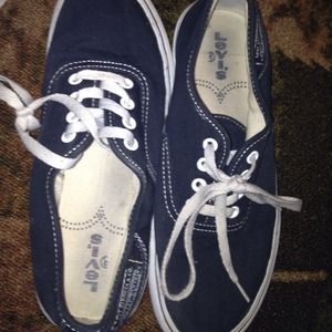 👟Black and white Levi's