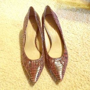 Snakeskin Jessica Simpson kitten heels