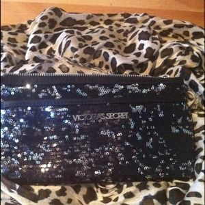 Victoria Secret Clutch/make-up bag