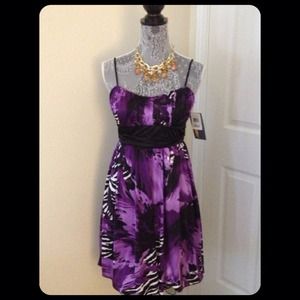 Just REDUCED⬇Purple Printed Dress
