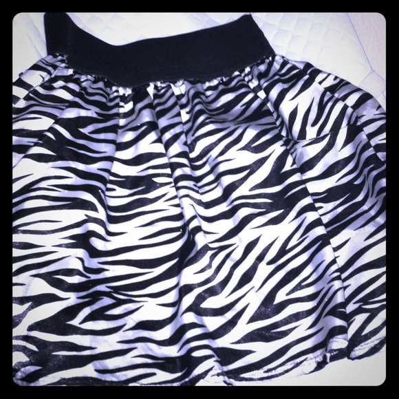 Zebra skirt