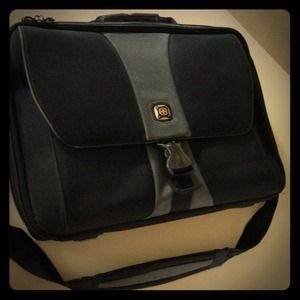 🔆Swissgear laptop bag🔆