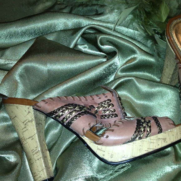 Sandals - Picture 2 of 2