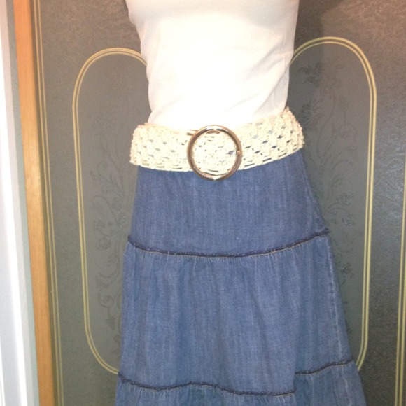 Gently used Calvin Klein tiered denim skirt. Sz 3 - Picture 3 of 3
