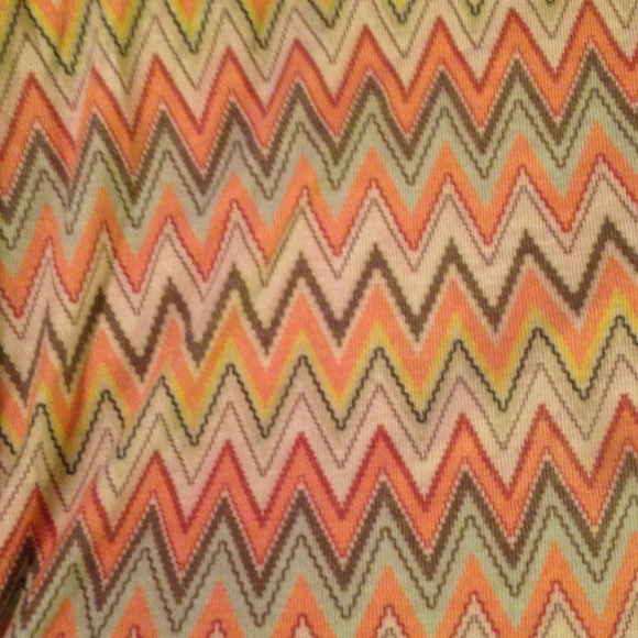 Chevron pattern top - Picture 2 of 4