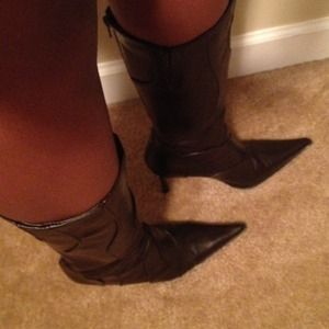 Price reduced! Sexy chocolate boots!