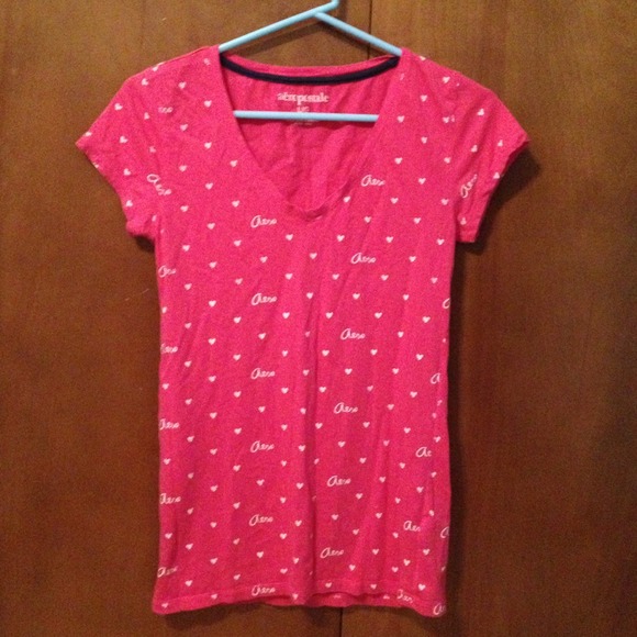 Pick Aeropostale V-neck