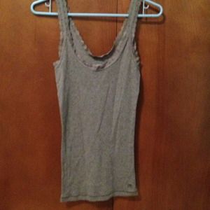 grey tank top