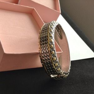 Two tone thicker bangle
