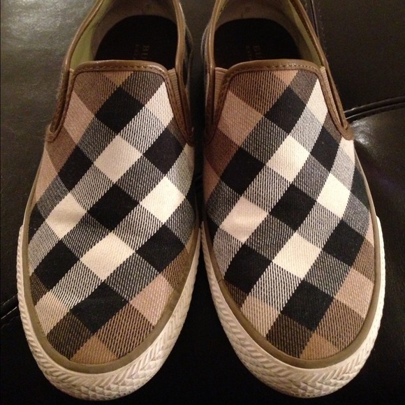 Burberry sneakers