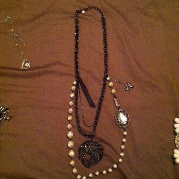 👊BUNDLED/SOLD👊Pearl,lace & rhinestone necklace