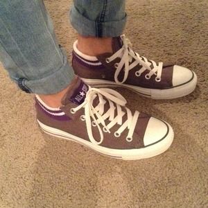 REDUCED to Lowest...RARE Converse Size 7 Women's