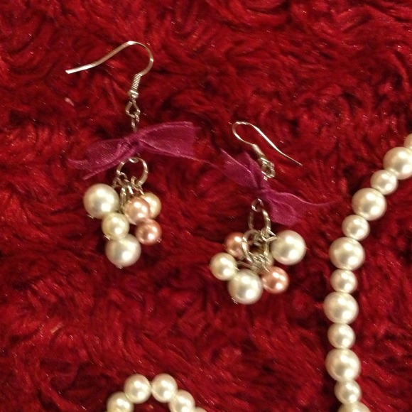 Set - Picture 3 of 4