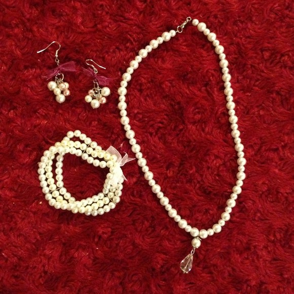 Set - Picture 4 of 4