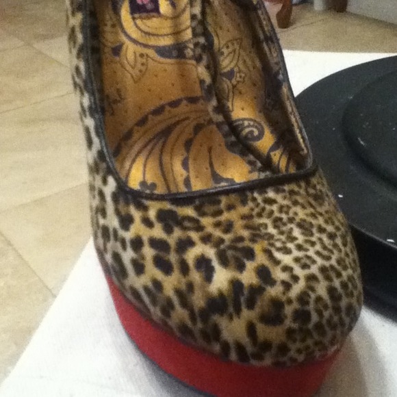 Leopard print heel - Picture 2 of 2
