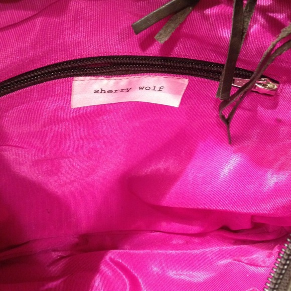 Sherry wolf brown hobo bag like new - Picture 3 of 3