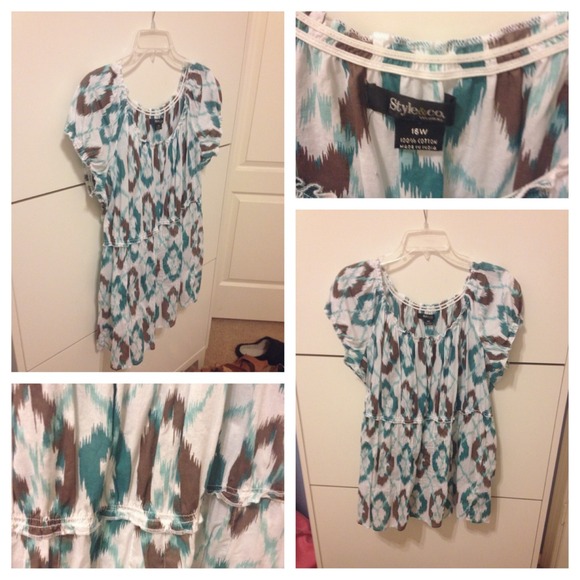 HOLD White/brown/teal ikat pattern tunic
