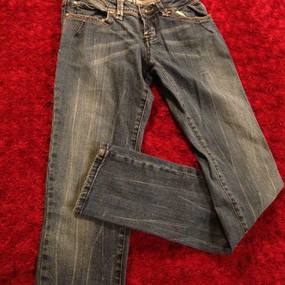 Jeans - Picture 3 of 4
