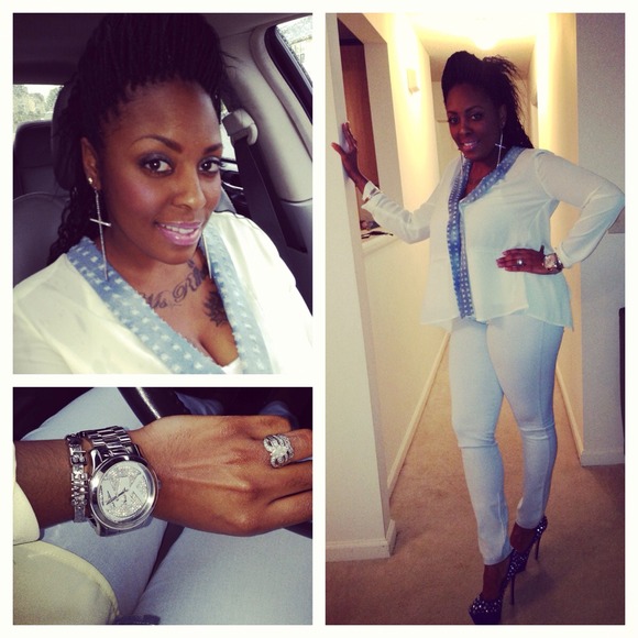Meet your seller / buyer !!!💋💋😘💯