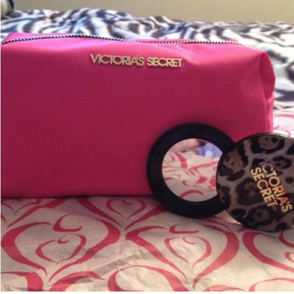 VICTORIAS SECRET MAKEUP BAG AND MIRROR
