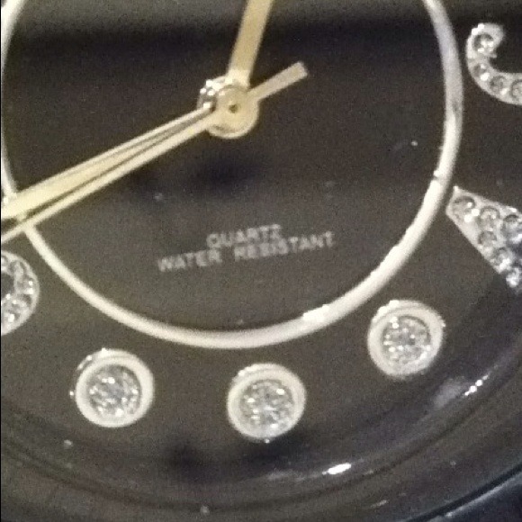 Sold Oversize Unisex watch with cz stones - Picture 4 of 4