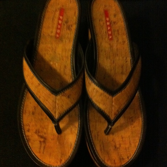 ❌📦BUNDLED📦❌PRADA Wedge Black Leather Cork Sandal - Picture 2 of 4
