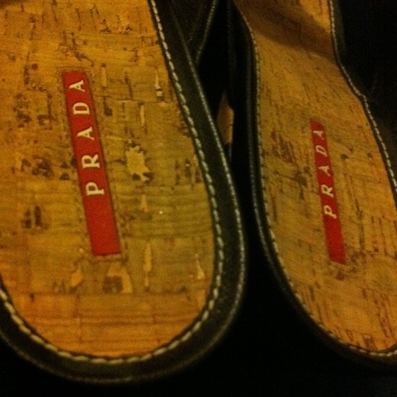 ❌📦BUNDLED📦❌PRADA Wedge Black Leather Cork Sandal - Picture 4 of 4