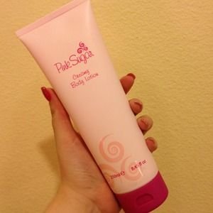 NEW pink sugar body lotion